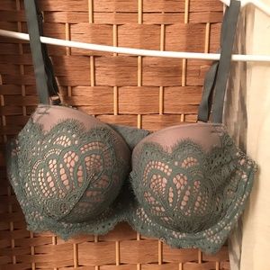 Green and Nude Lace Bra